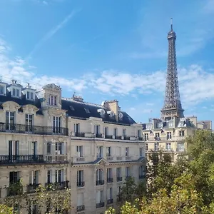 Eiffel Kensington Párizs