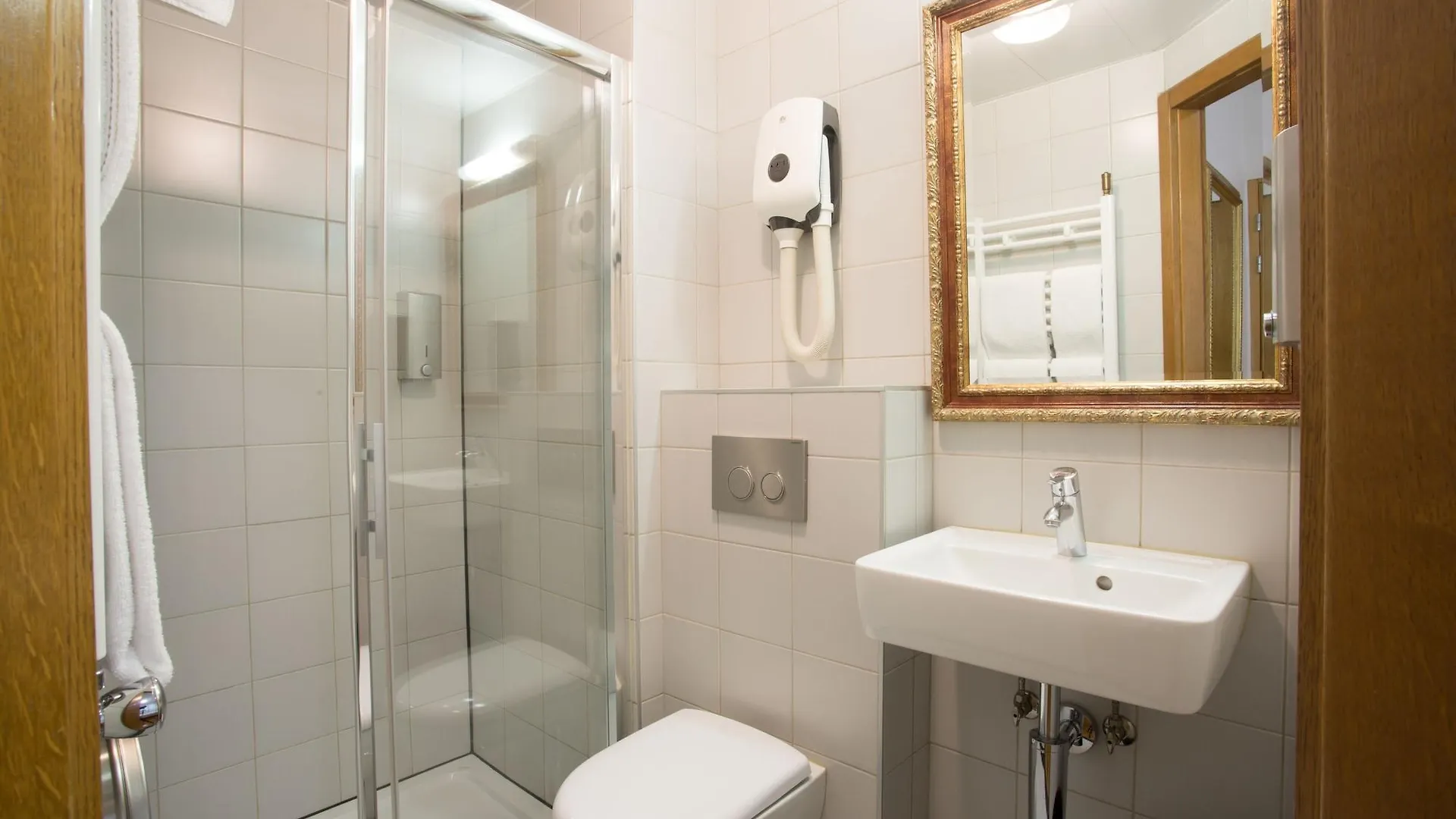 Hotel Darcet París 2*,  Francia